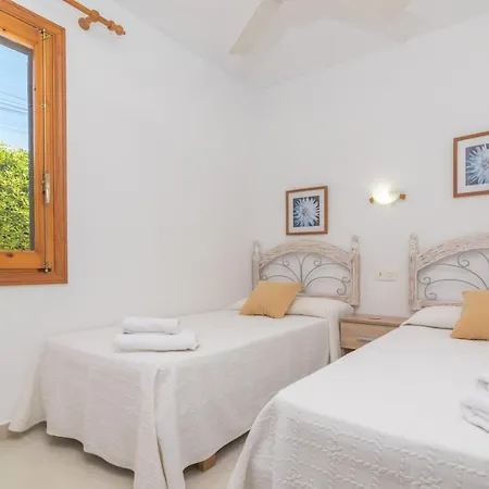 Marina -cala Enporter- * Cala En Porter (Menorca)