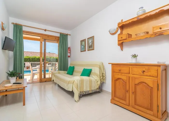 Marina -cala Enporter- * Cala En Porter (Menorca)